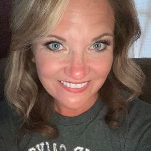 Meet your Posher, Elisabeth